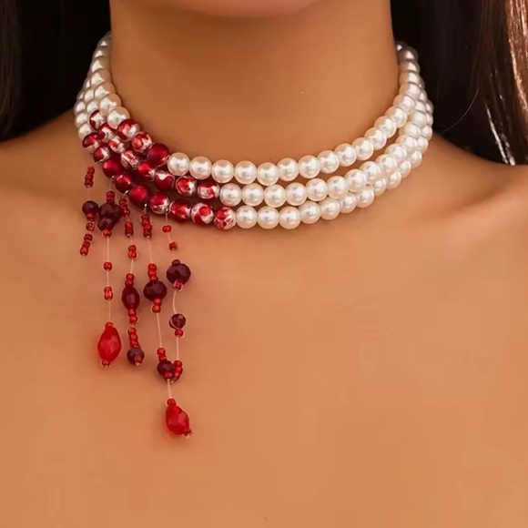 NWT Vampire Blood Drip Pearl Choker – Gothic Red Bead Cosplay Halloween Necklace - Picture 2 of 6